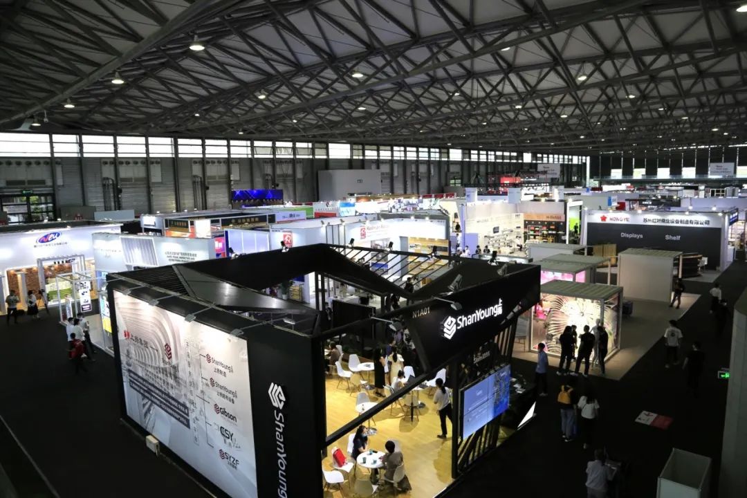 show case